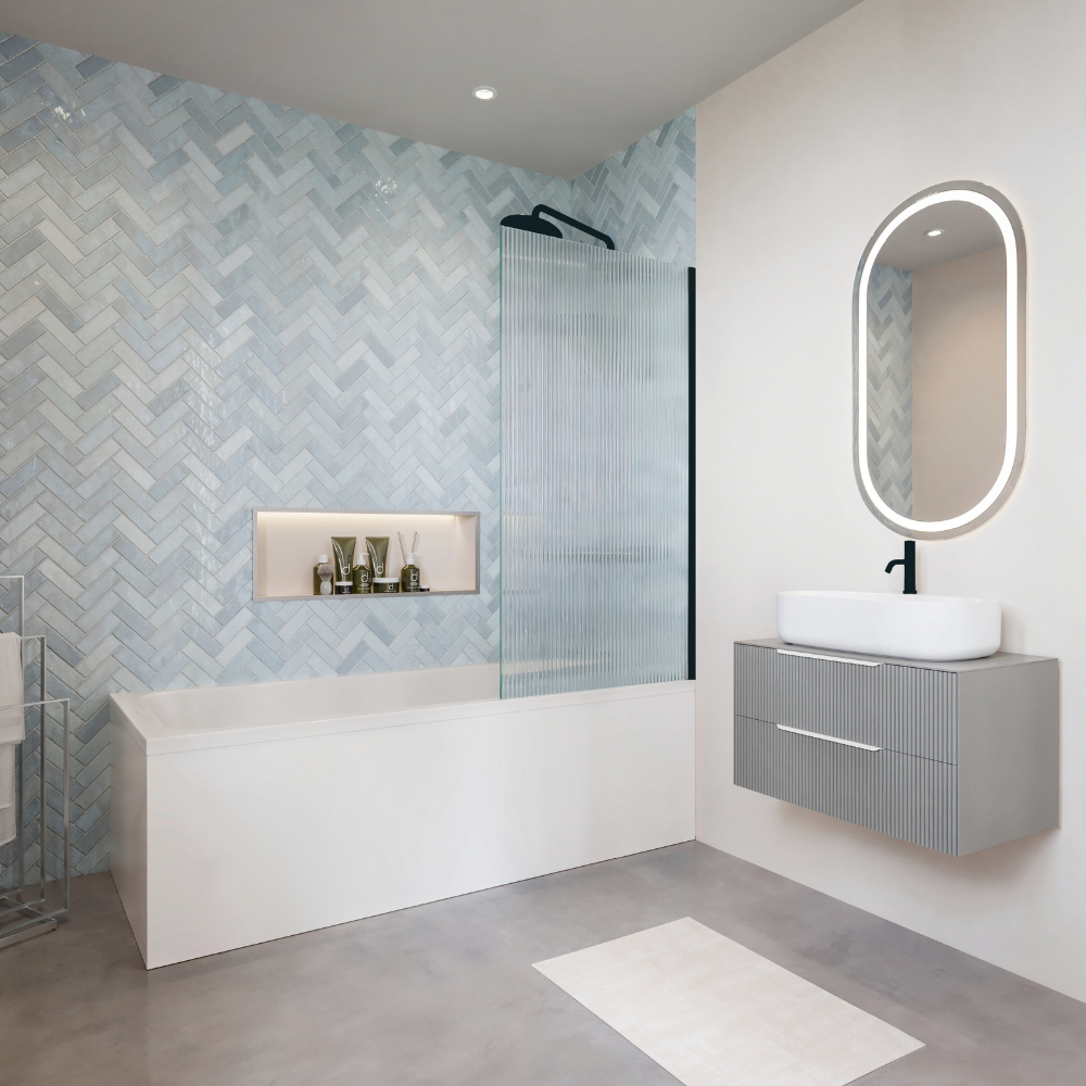 Baignoire droite DURAVIT D-Neo vidage centré + Pare bain AURYS Raywall chromé | Batinea