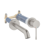 Mitigeur mural lavabo GROHE Essence Taille M supersteel avec corps encastré