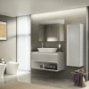 E034801 dans salle de bain élégante