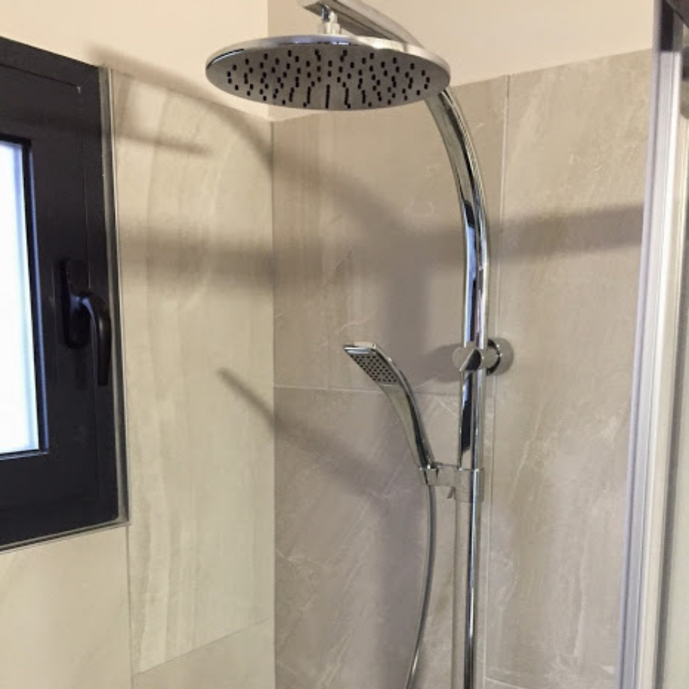 Colonne de douche Jacob Delafon Oblo E11717 - Batinea.com