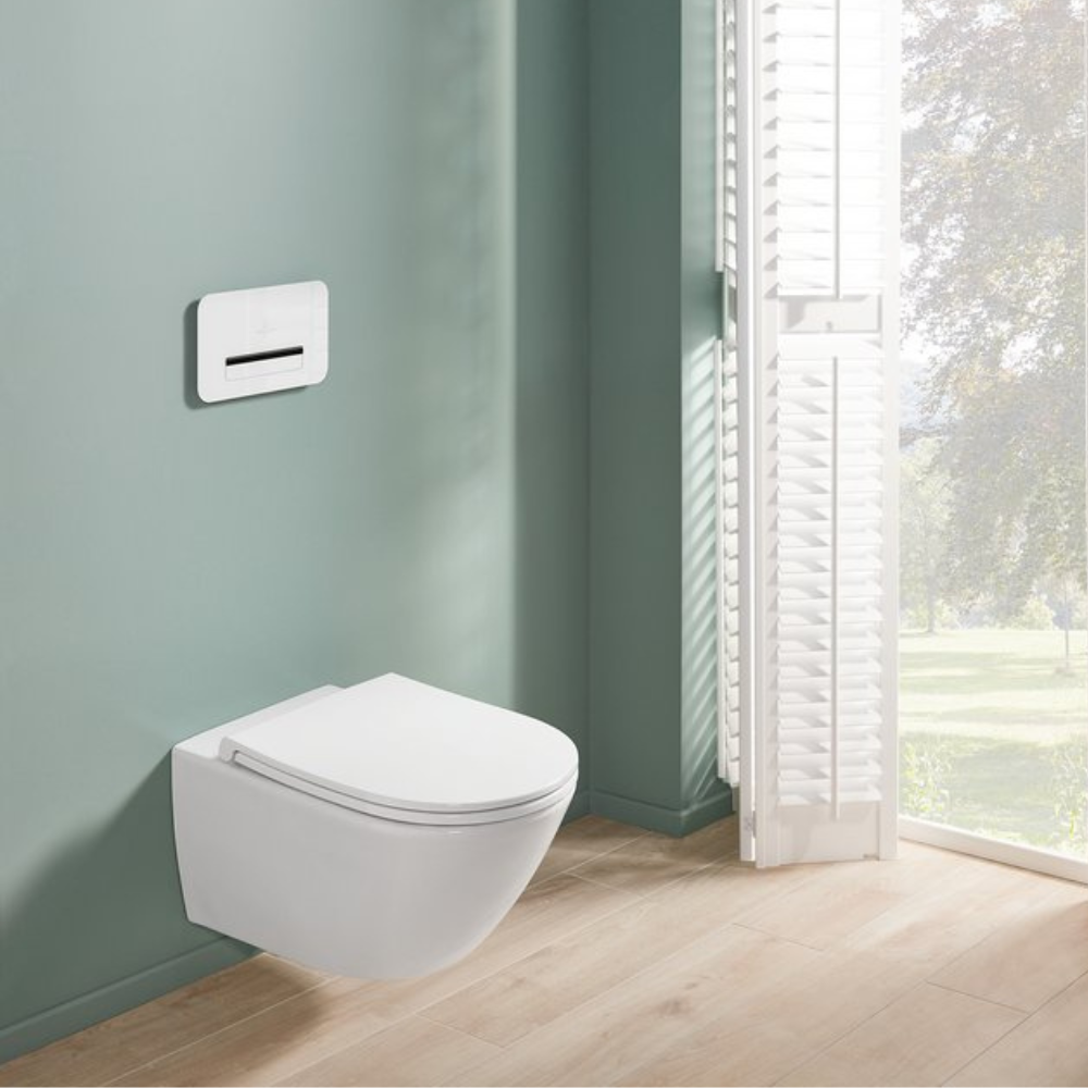 WC suspendu VILLEROY ET BOCH Universo avec abattant | Batinea