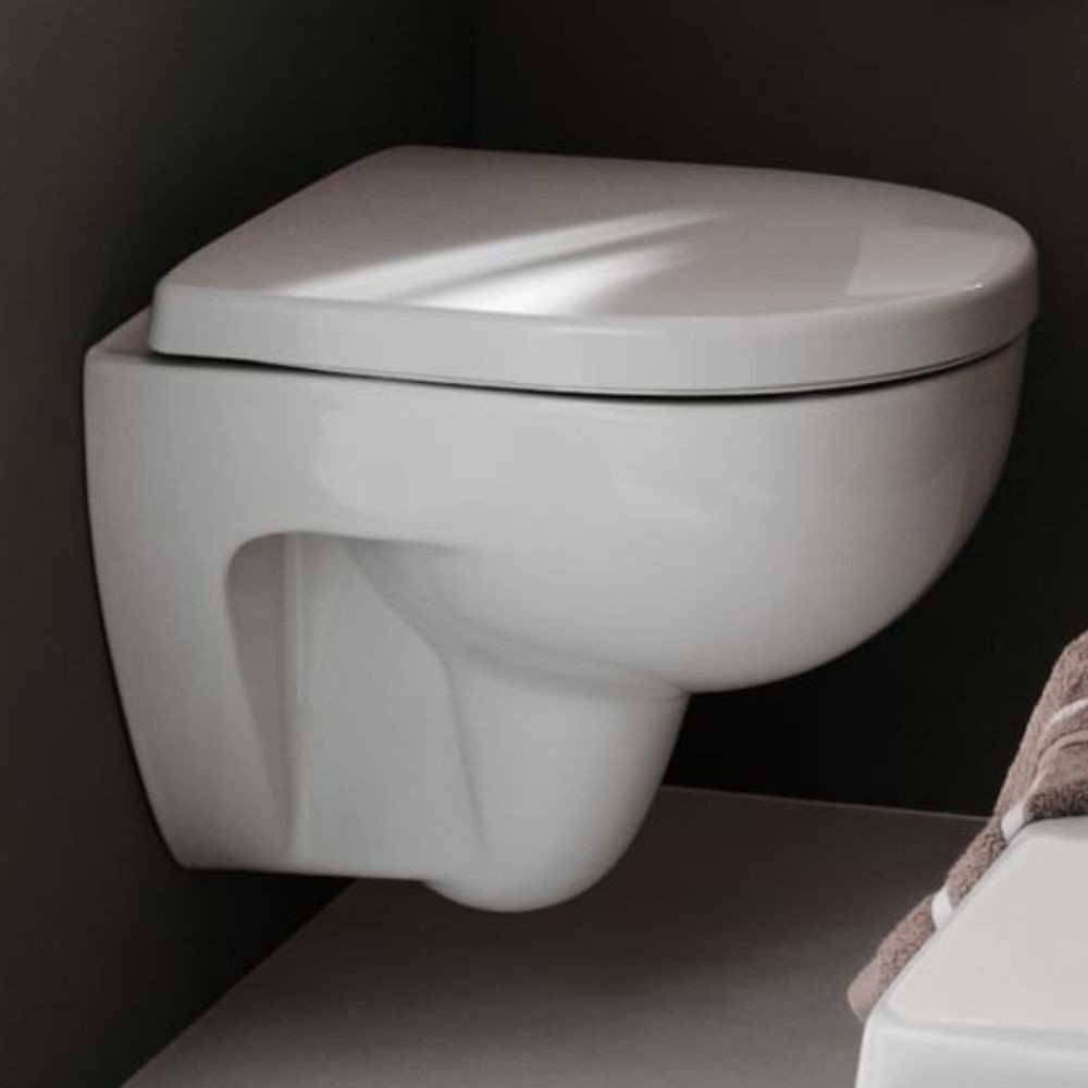 WC suspendu GEBERIT Renova Compact + avec abattant standard, Blanc | Batinea