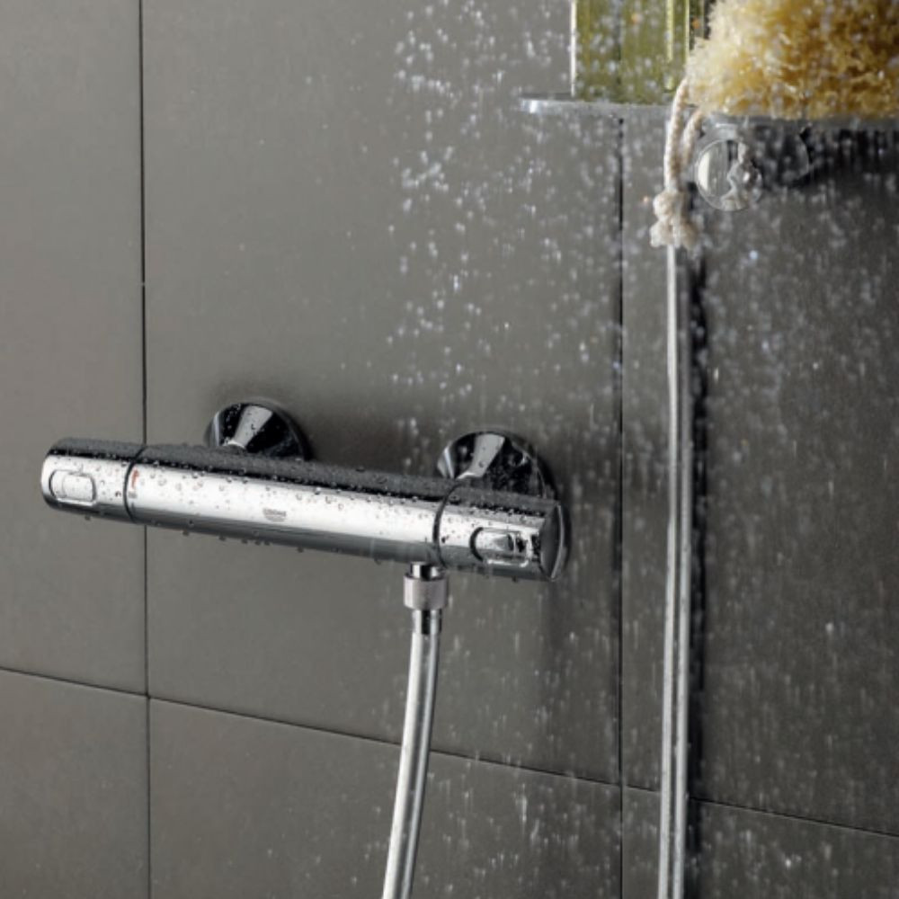 Colonne de douche thermostatique Grohe Vitalio Joy 210 + Nettoyant image d'ambiance