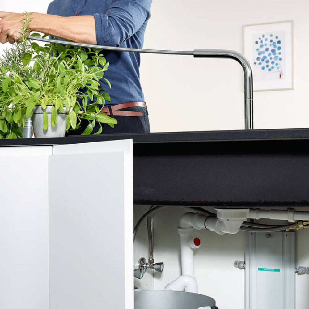 Démonstration de la sBox du mitigeur cuisine HANSGROHE Metris Select M71 240 douchette extractible 2 jets aspect acier inox