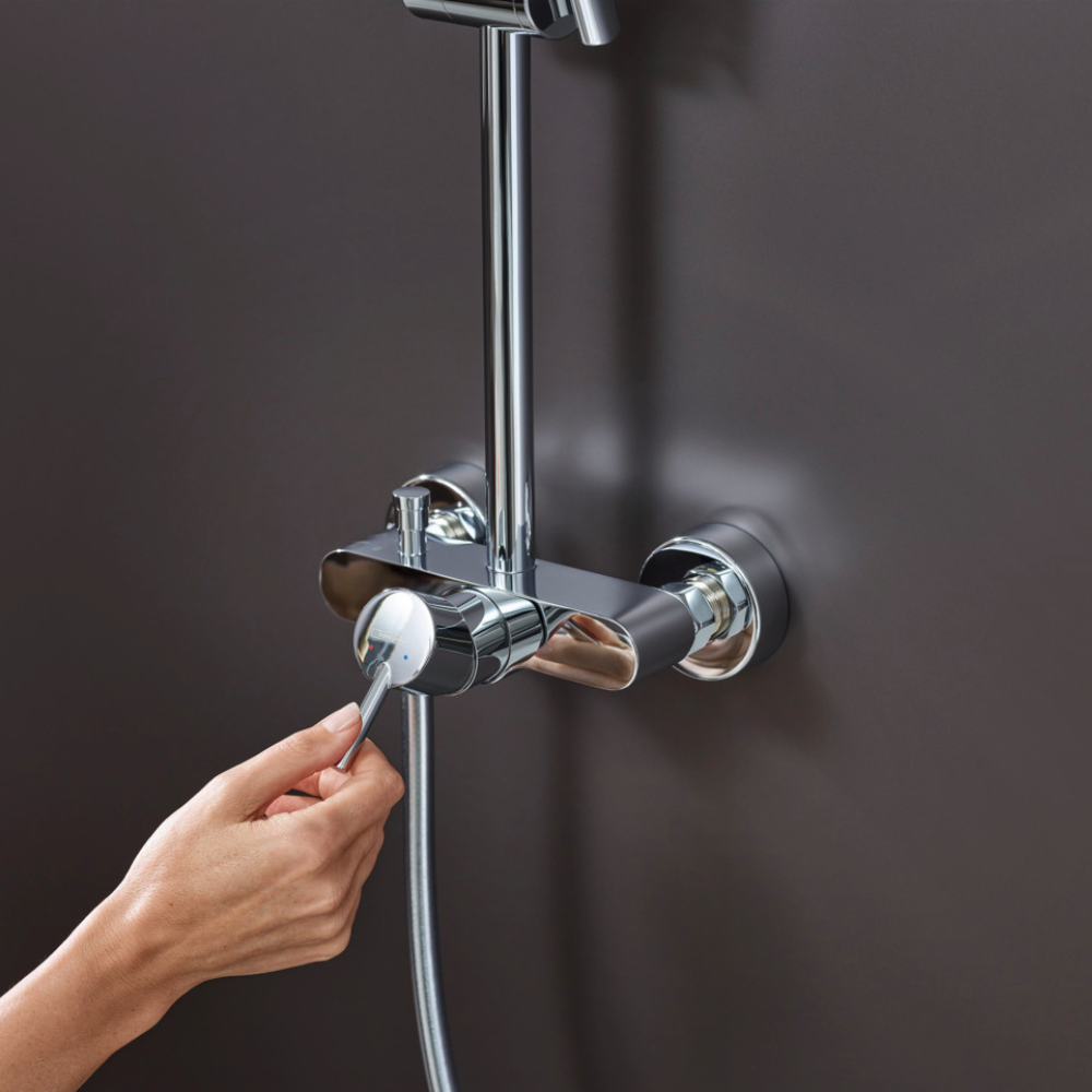 Colonne de douche mécanique HANSGROHE Croma Select S 280 chromé + tablette AddStoris démonstration du mitigeur mécanique