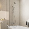 Visuel d'ambiance 1 de la Colonne bain douche thermostatique HANSGROHE Vernis Blend 200 chromé